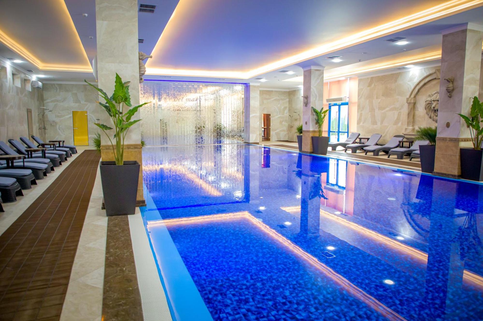 Del Mare Hotel Капчагай Екстериор снимка