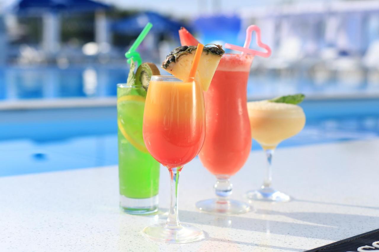 Del Mare Hotel Капчагай Екстериор снимка