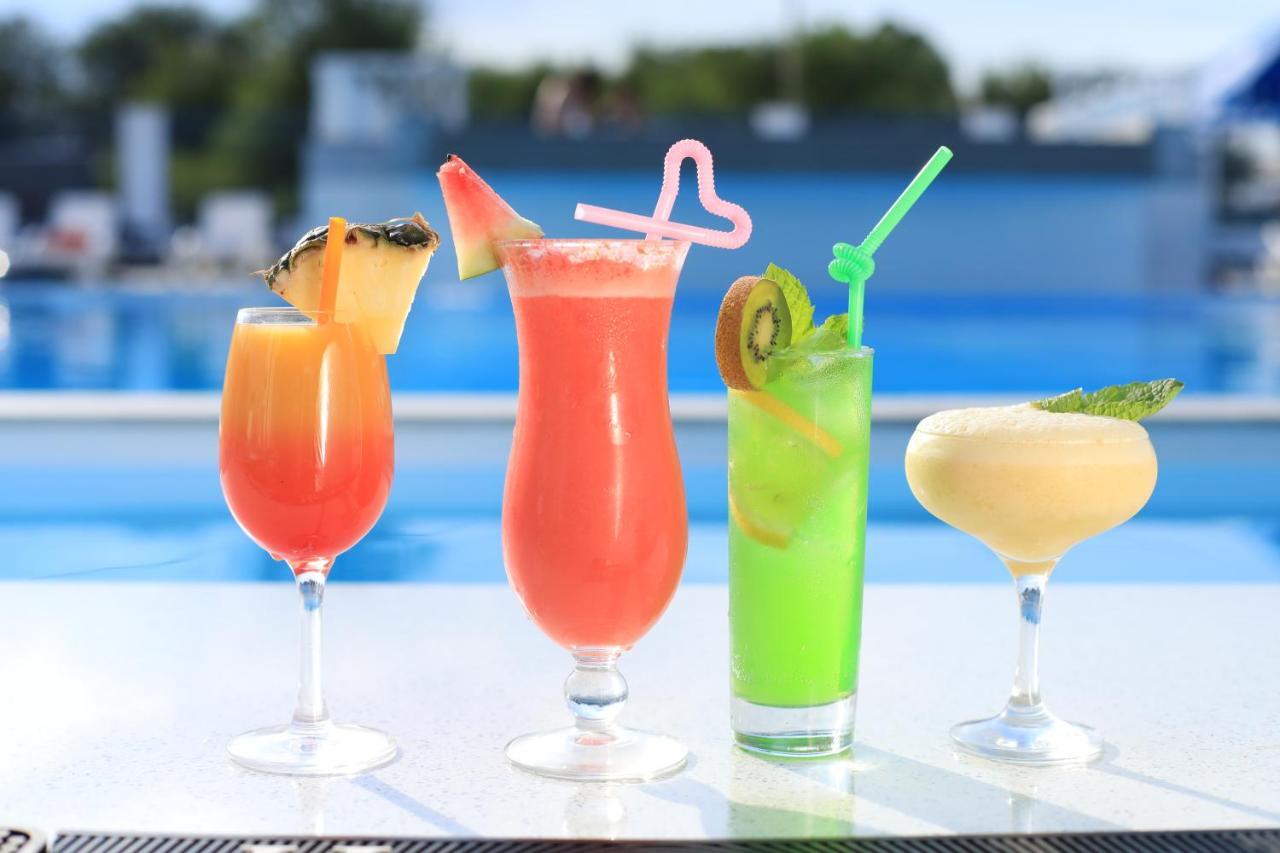 Del Mare Hotel Капчагай Екстериор снимка